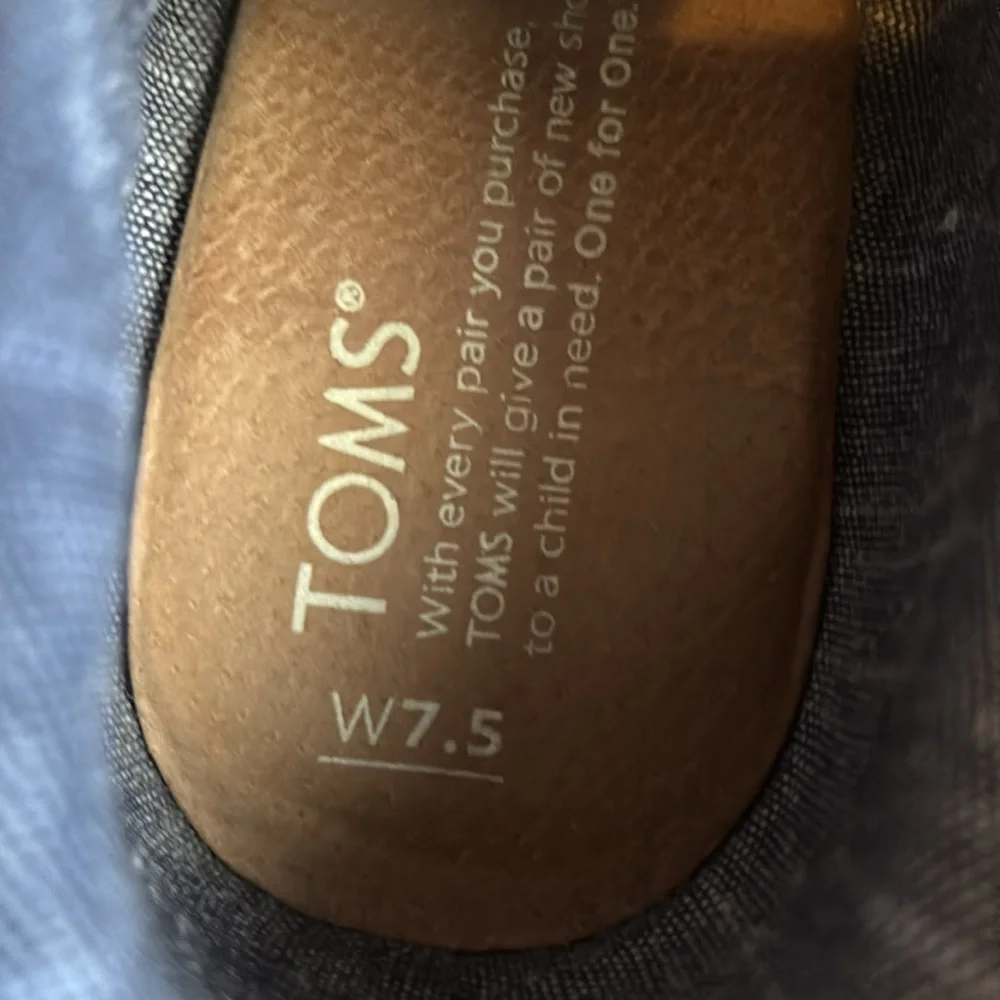 Toms | Camouflage Wedge Lace Shoes | Comfortable | Camo Styles | Size 7.5